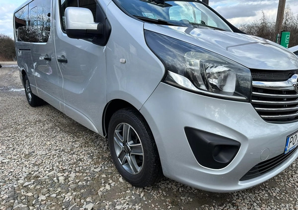 Opel Vivaro cena 74900 przebieg: 188000, rok produkcji 2017 z Koszalin małe 781